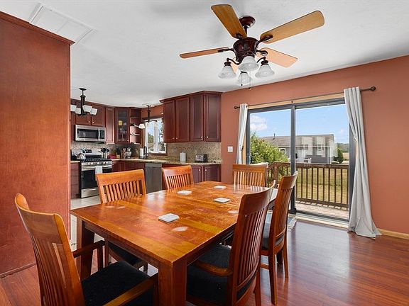 5th image of 8 Tenley Ave