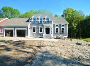 10 Lydia Ln, Newington, NH 03801