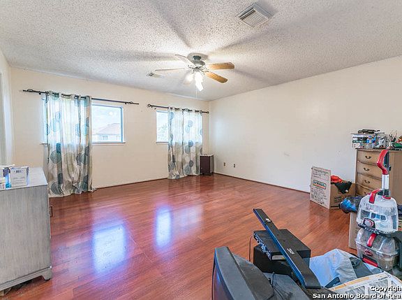 4th image of 9611 Criswell Creek