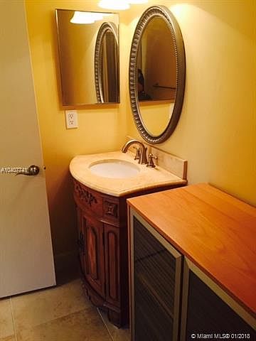 2nd image of 5672 Rock Island Rd APT 258