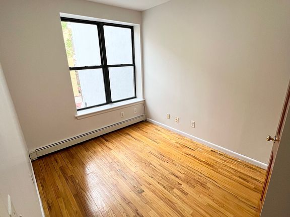 3rd image of 3607 28th Ave APT 2
