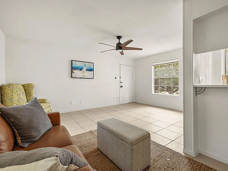 1700 Houston St #203 — Photo 7