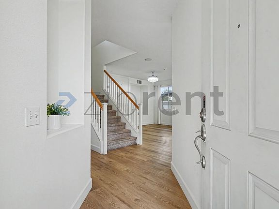 4th image of 11377 Brookglen Ct