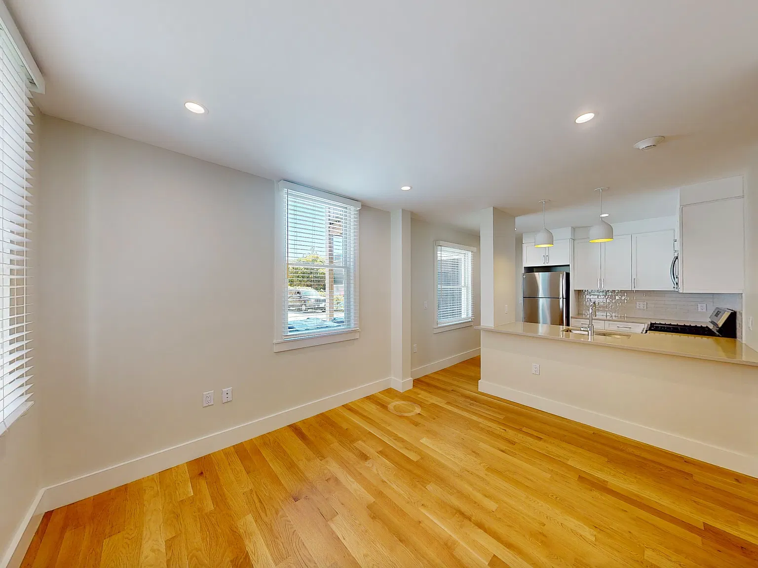 2 bed, $3,300 — Photo 4
