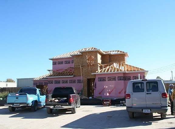 4th image of 1485 Silverado Dr