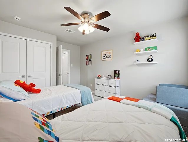 515 Oak Park Dr #515 — Photo 22