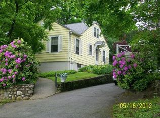 1144 Orchard St, Peekskill, NY 10566