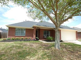 2112 Westminister St, Pearland, TX 77581