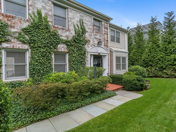 179 Park Street #A, New Canaan, CT 06840
