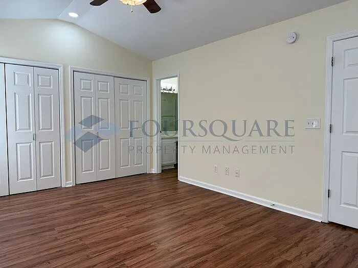 508 Stonecreek Dr — Photo 23