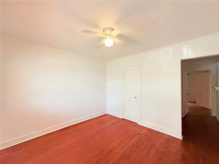 507 E Commons St — Photo 14