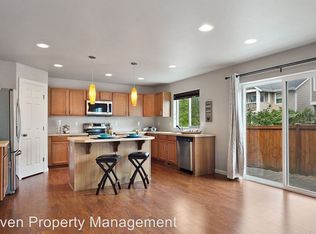 5004 NE 3rd Pl, Renton, WA 98059