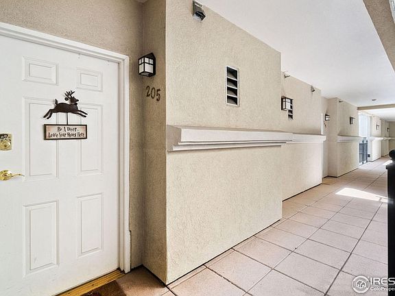 3rd image of 1521 Vine St #205