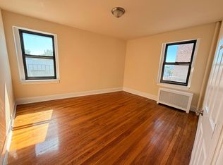 9440 210th St APT 2M, Queens Village, NY 11428