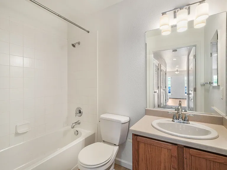1013 Burning Bush Point — Photo 17