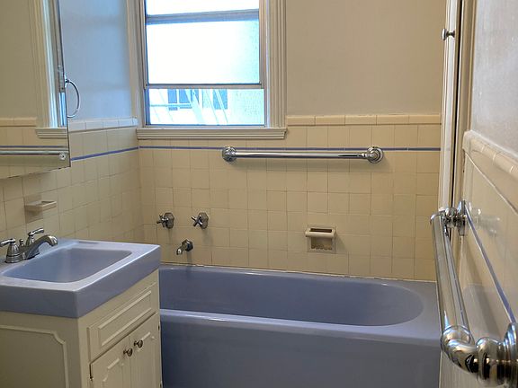 4th image of 1900 Beach St APT 206