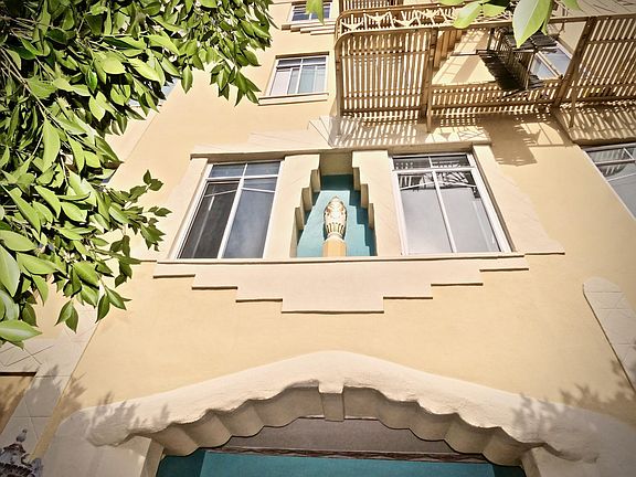 2nd image of 1580 Beach St APT 103