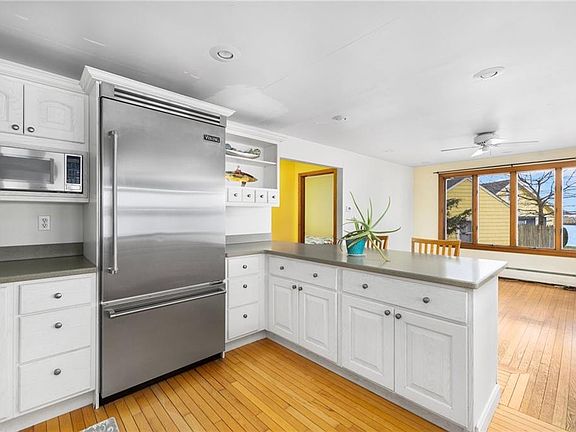 5th image of 311 Winchester Dr