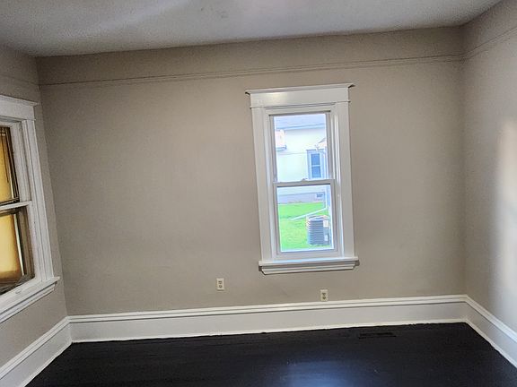 3rd image of 2706 Grand St NE #1