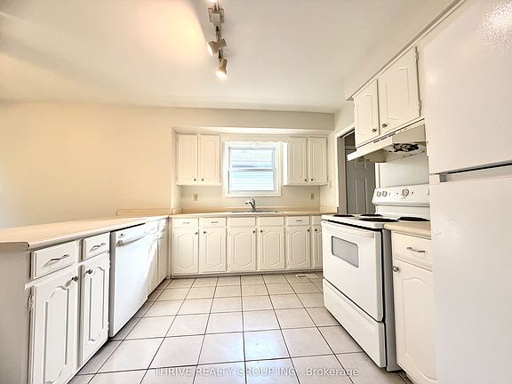5th image of 202 Muriel Cres