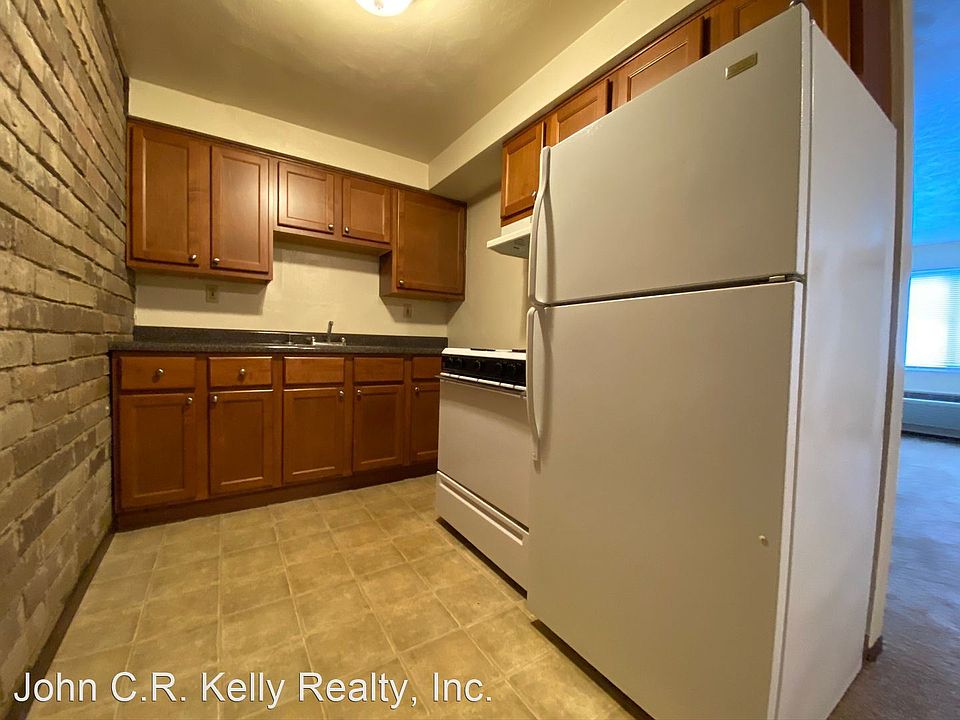 1st image of 300 Kellywood Mnr #303