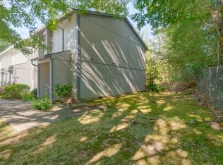 4127 NE 8th St, Gresham, OR 97030