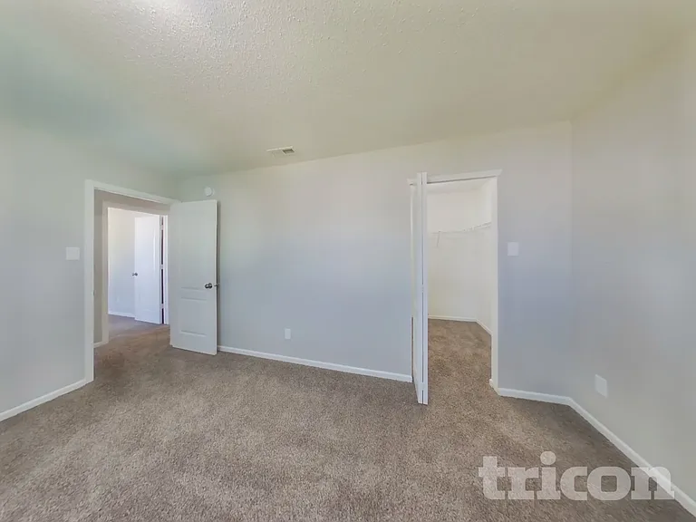 6238 Monteo Ln — Photo 14