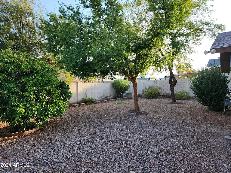 5117 W Acoma Dr — Photo 15