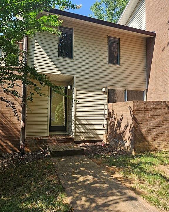 1st image of 113 Forest View Dr