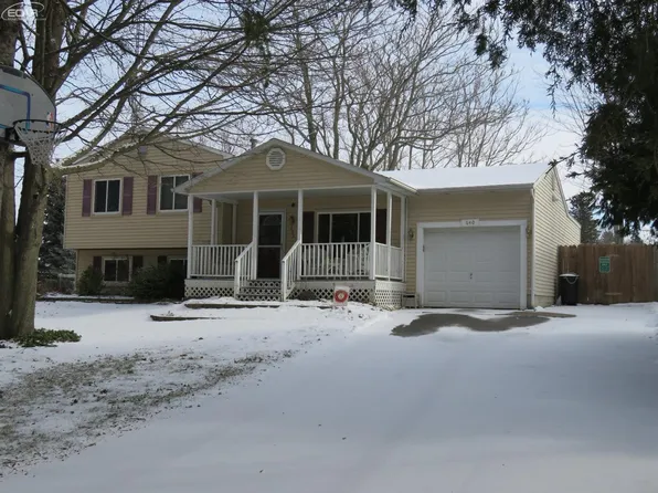 640 Madison, Perry, MI 48872
