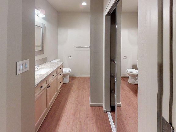 5th image of 5264 NE 121st Ave #107