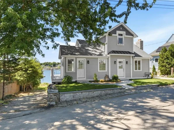 197 Grand View Dr, Warwick, RI 02886