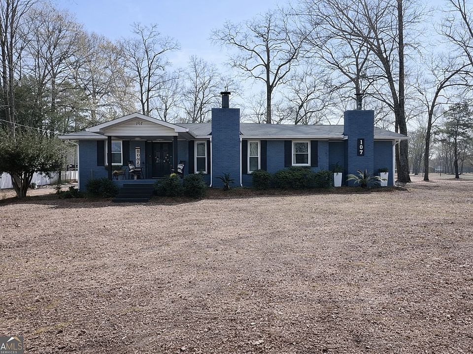 1st image of 107 Pine Hill Cir