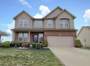 28900 Apple Blossom Dr, Flat Rock, MI 48134