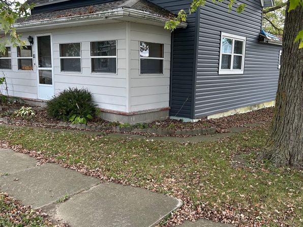 89 S Main St
