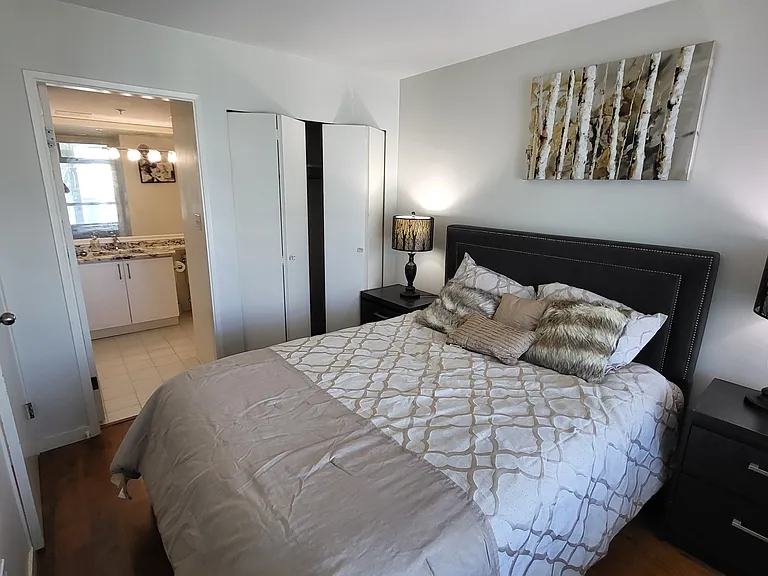438 Seymour St #2803 — Photo 9