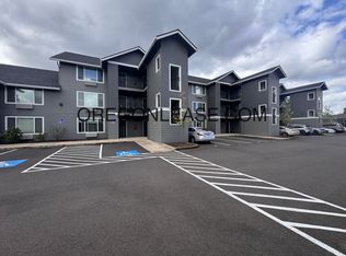 1100 Q St #204, Springfield, OR 97477