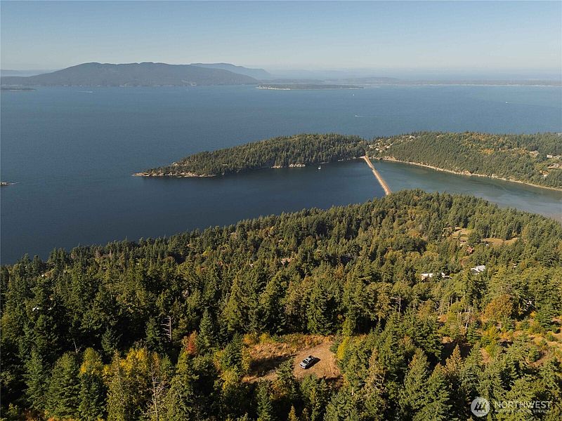 4th image of 157 Chuckanut Crest Drive