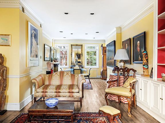 2nd image of 43 Joralemon St