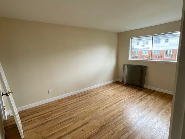 1532 Ohm Ave Floor 1, Bronx, NY 10465