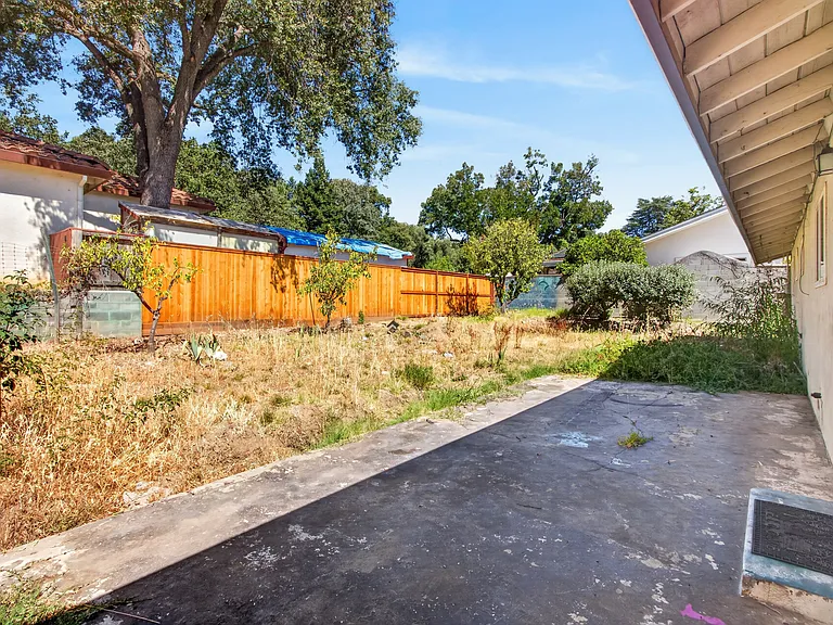 3841 Bannister Rd — Photo 37