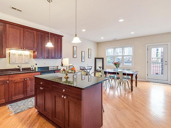 5th image of 1438 W Belmont Ave #2YH
