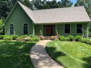 21 Williams Rd, Smithfield, RI 02917