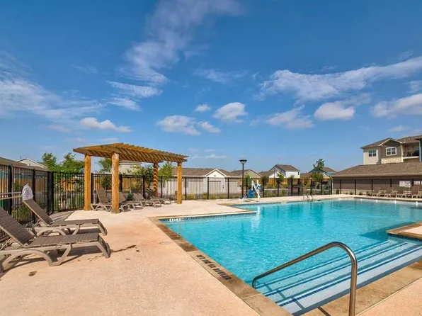 Residences of Stillwater