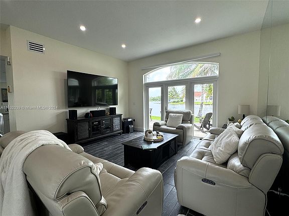 3rd image of 2031 NW 180th Way