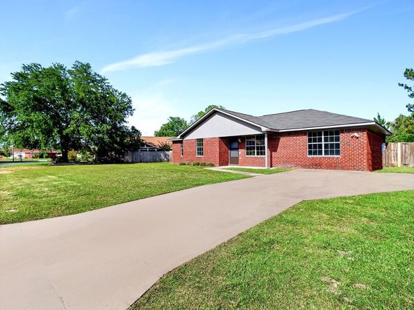 1232 Pineridge Way