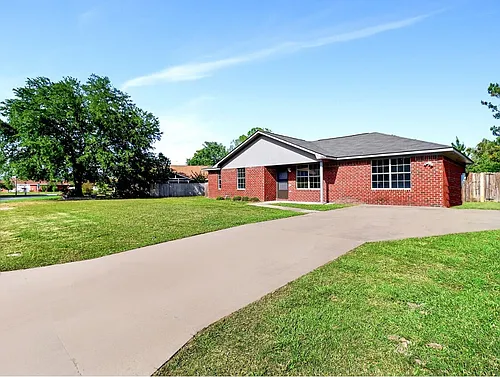 1232 Pineridge Way Photo 1