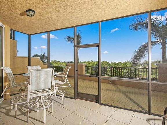 3rd image of 3333 Sunset Key Cir Unit 106