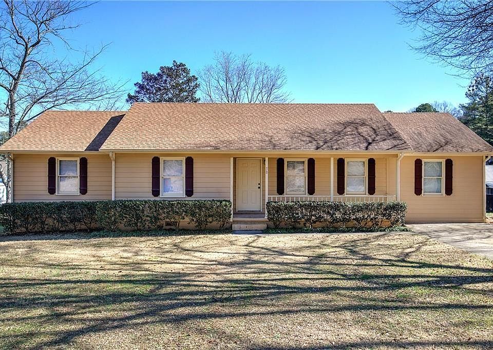 1st image of 58 Habersham Cir NE