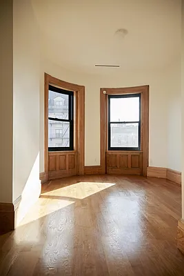 Rented by Artifact.co | media 23